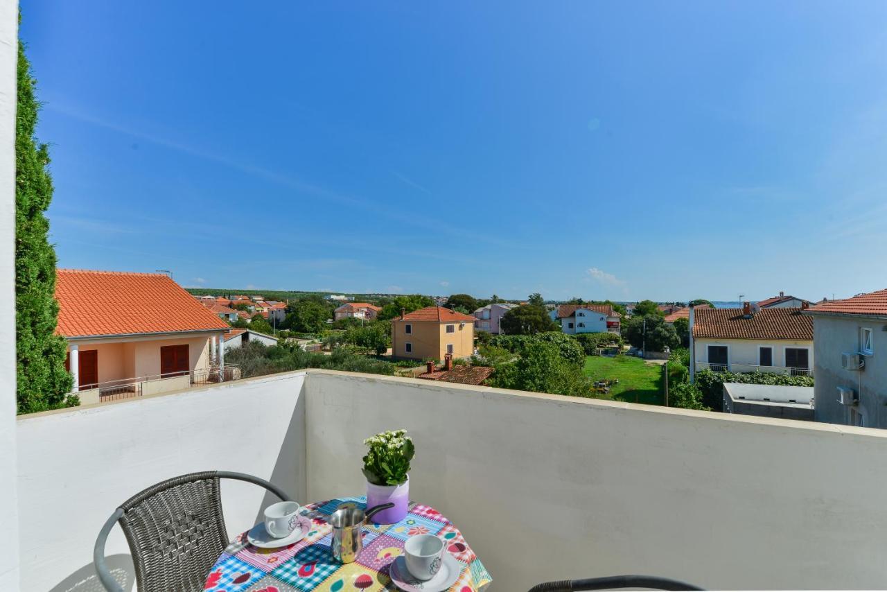 Apartments Lavanda Турань Экстерьер фото