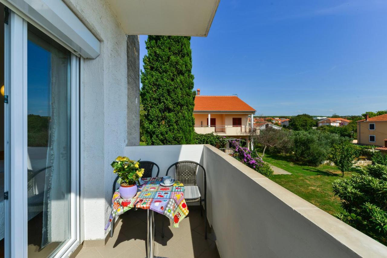 Apartments Lavanda Турань Экстерьер фото