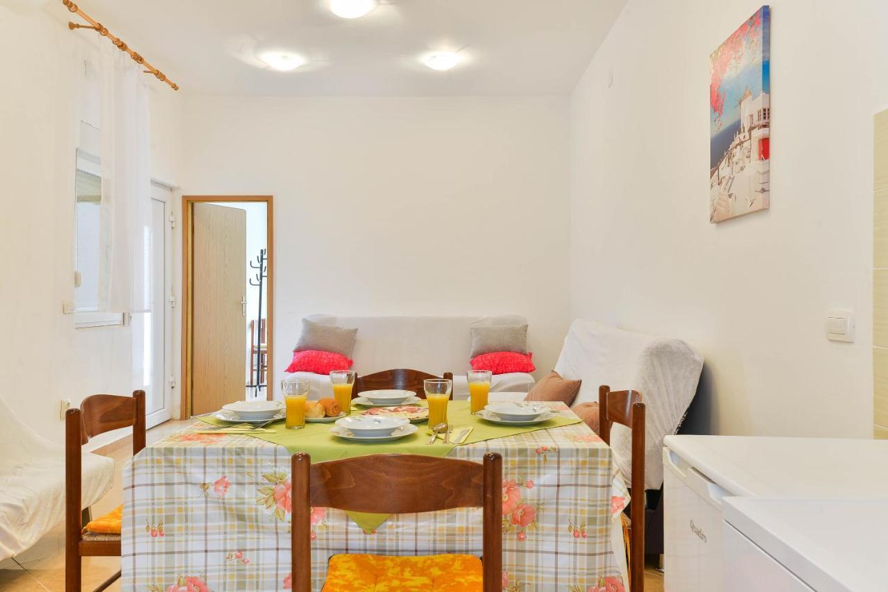 Apartments Lavanda Турань Экстерьер фото