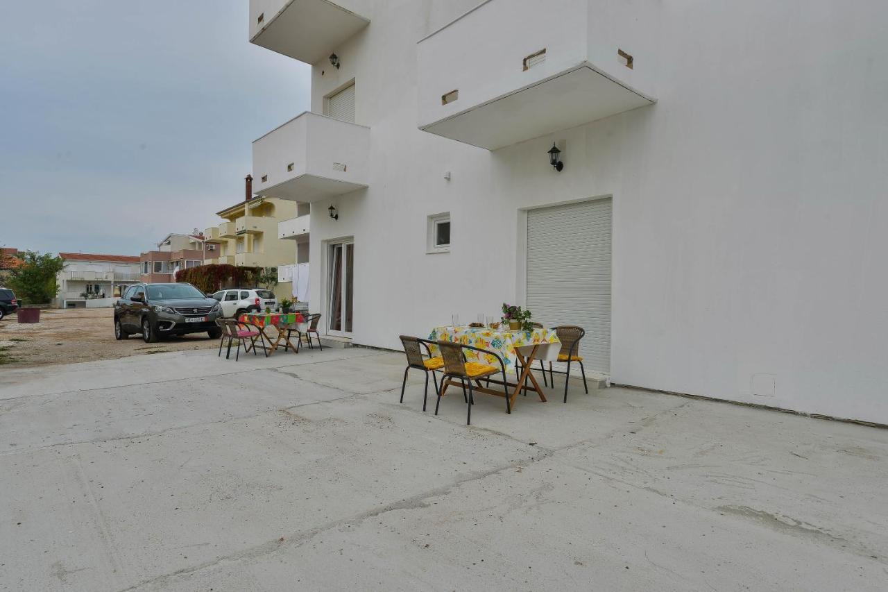 Apartments Lavanda Турань Экстерьер фото