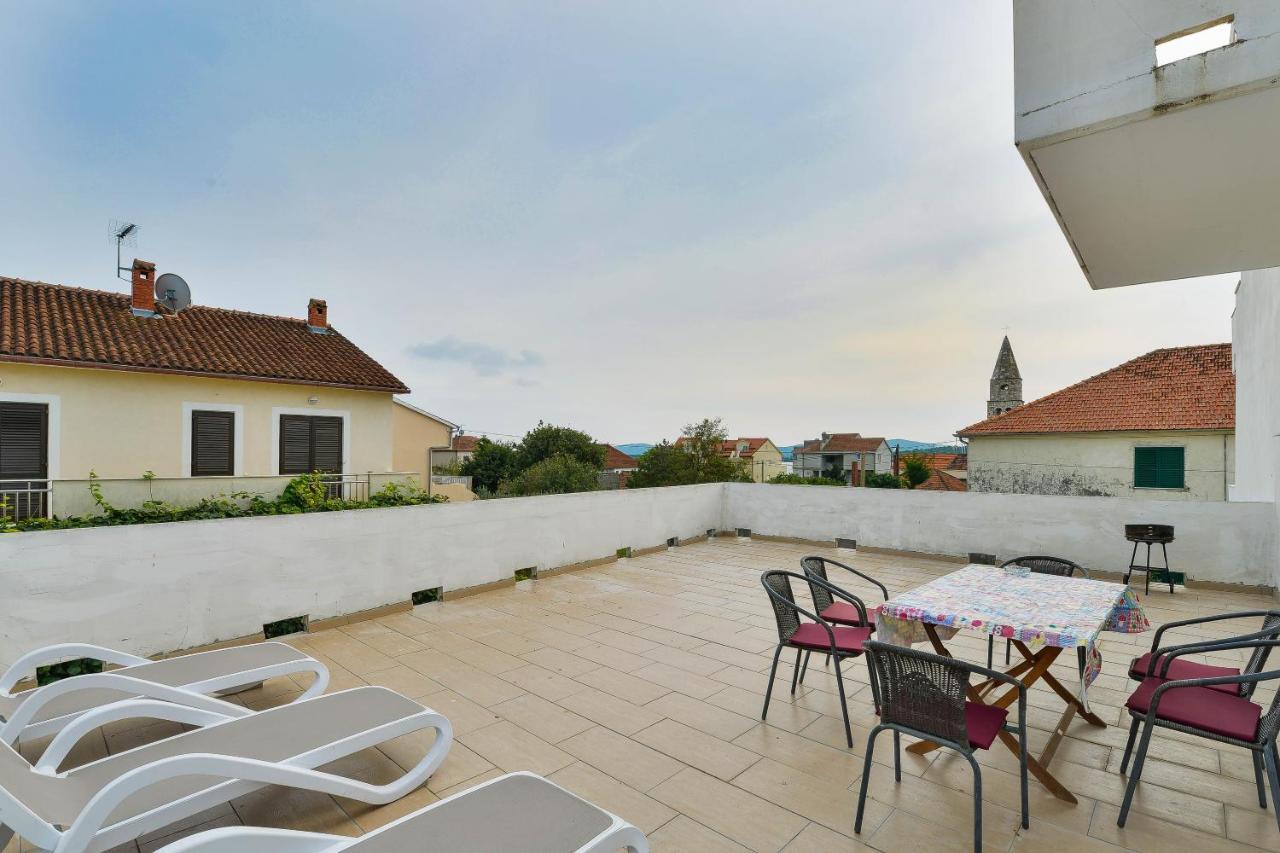 Apartments Lavanda Турань Экстерьер фото